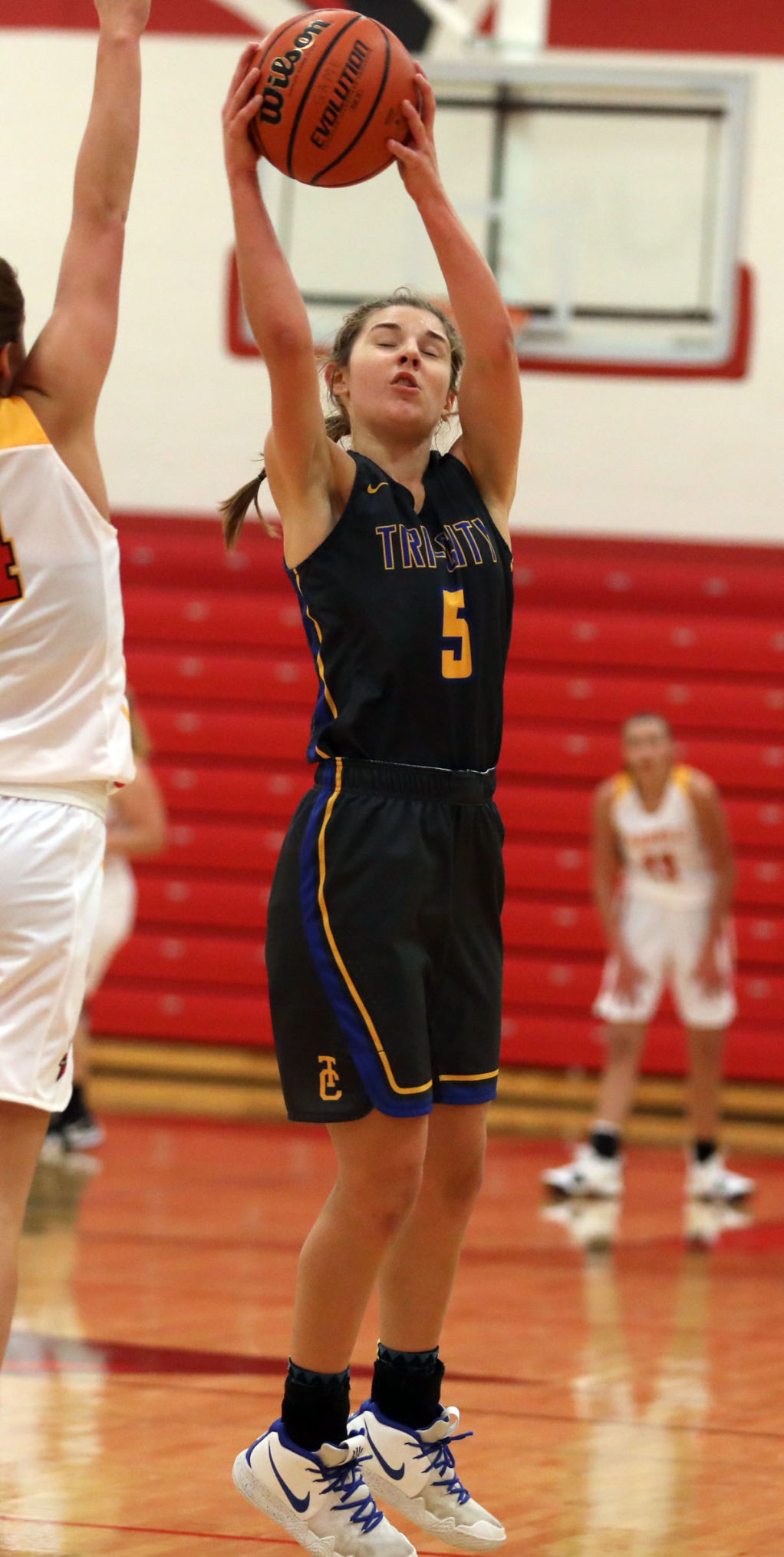 Warrensburg Latham vs Tri City Sangamon Valley girls basketball 6 11.19.18.jpg